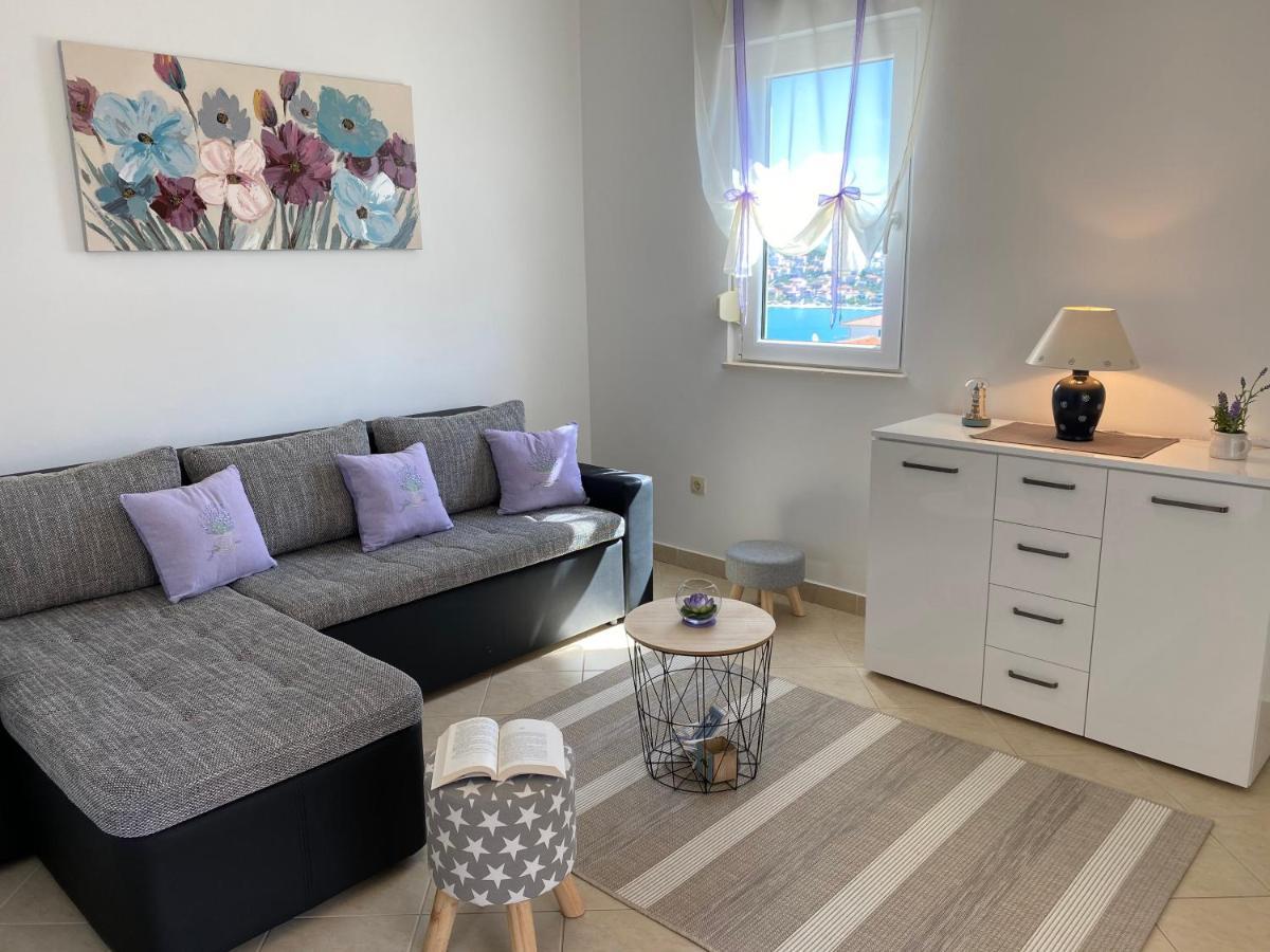 Apartment Tihana โตรกีร์ ภายนอก รูปภาพ
