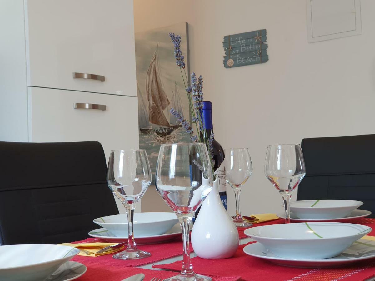 Apartment Tihana โตรกีร์ ภายนอก รูปภาพ